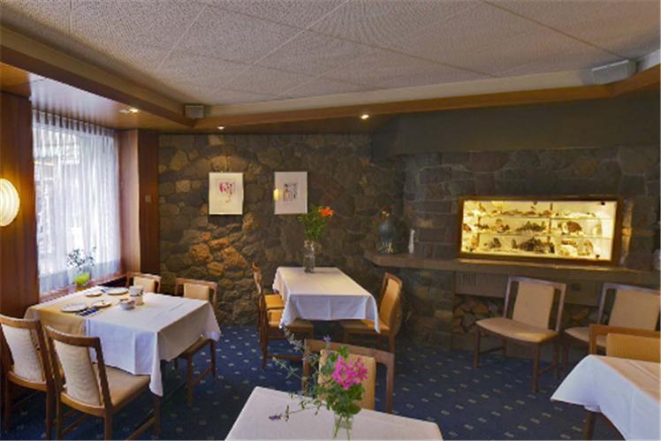 Hotel Sternen Sisikon Extérieur photo